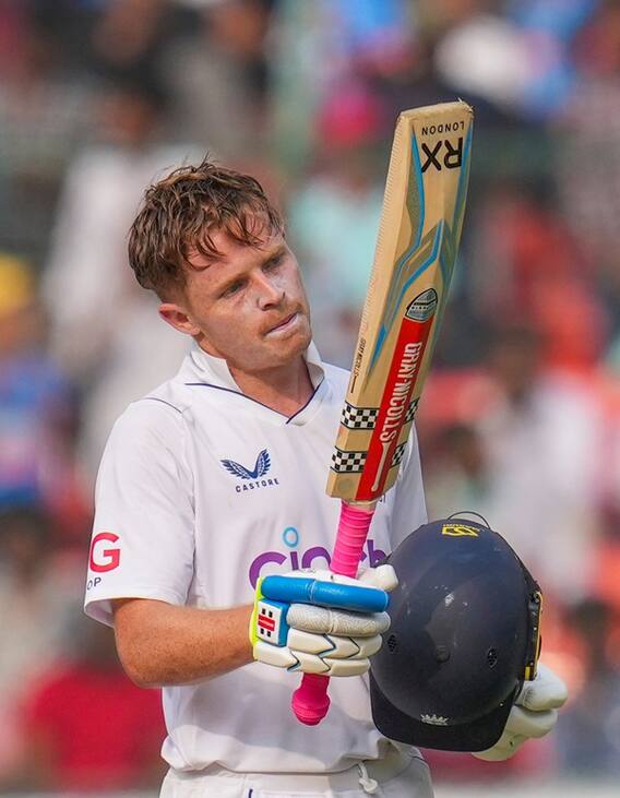 ১২ বছরের রেকর্ড ভেঙে নতুন কীর্তি গড়ার সামনে পোপ