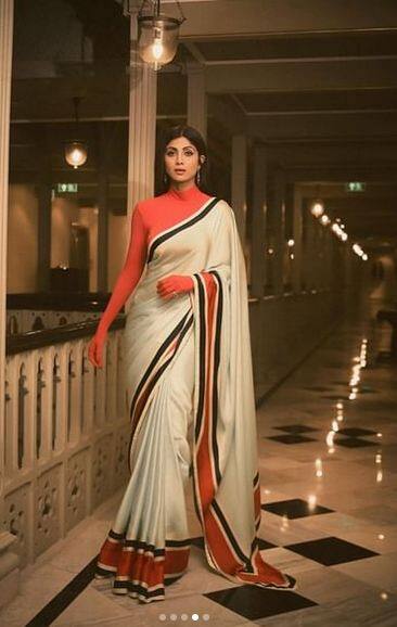 ਇਨ੍ਹਾਂ ਤਸਵੀਰਾਂ ਨੂੰ ਸ਼ੇਅਰ ਕਰਦੇ ਹੋਏ ਸ਼ਿਲਪਾ ਸ਼ੈੱਟੀ ਨੇ ਕੈਪਸ਼ਨ ਦਿੱਤਾ- ਸਾੜ੍ਹੀ ਨਾਰੀ ਅਤੇ ਕੁਝ ਇਮੋਜੀ ਵੀ ਸ਼ੇਅਰ ਕੀਤੇ।