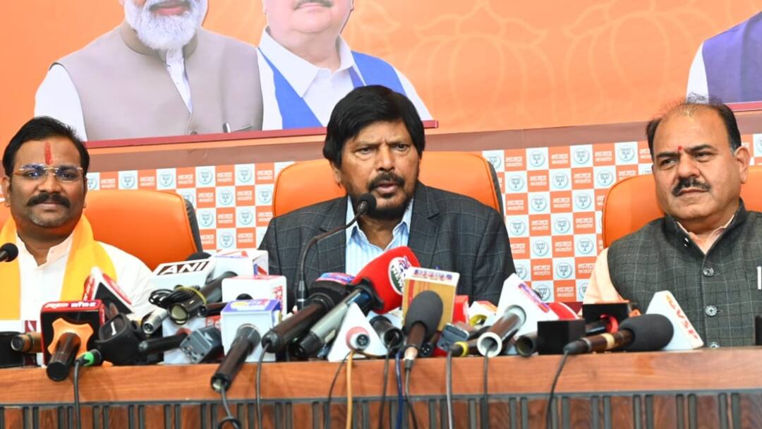 Lok Sabha Election 2024 Ramdas Athawale say shivraj singh chauhan contest mp elction 2024 in mp ann Lok Sabha Election: 'शिवराज सिंह चौहान लड़ेंगे लोकसभा चुनाव', केन्द्रीय मंत्री रामदास अठावले का दावा, सीएम नहीं बनाने पर...