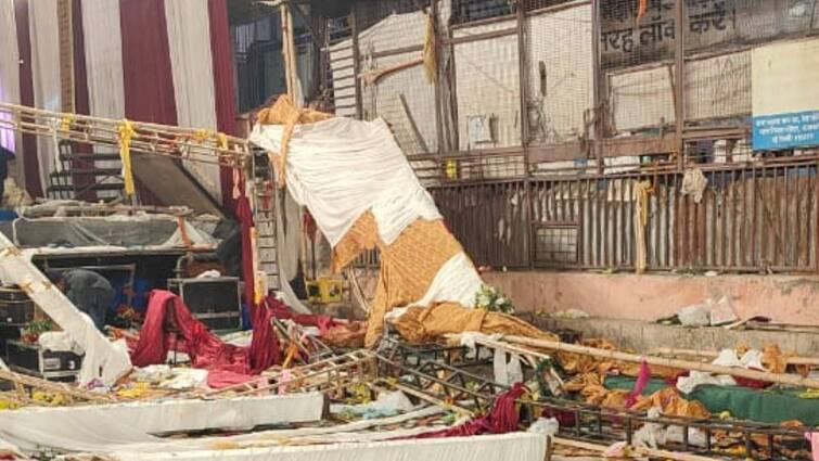 Delhi Mahant complex collapsed due to ruckus in Kalkaji temple complex one death 17 injured Delhi के कालकाजी मंदिर में सिंगर बी प्राक के कार्यक्रम में भरभराकर गिरा स्टेज, 1 महिला की मौत, 17 घायल