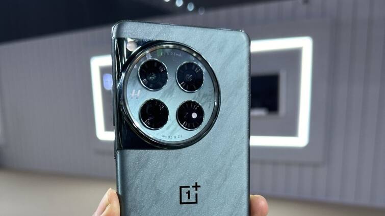 OnePlus 12R Launched in India Know the Price and Specifications OnePlus Smartphone: ভারতে লঞ্চ হয়েছে ওয়ানপ্লাস ১২আর, দাম কত এই ফোনের? কী কী ফিচার রয়েছে?