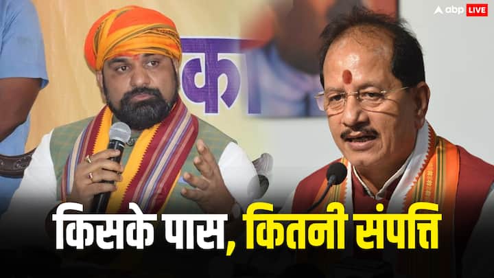 Bihar New Government: बिहार में नीतीश कुमार ने नए मुख्यमंत्री के रूप में शपथ ग्रहण की है. विजय कुमार सिन्हा और सम्राट चौधरी बिहार के नए उपमुख्यमंत्री बनाए गए हैं.