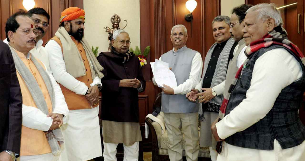 नीतीश की नई सरकार के इन 8 मंत्रियों में कौन सबसे ज्यादा अमीर? जानिए