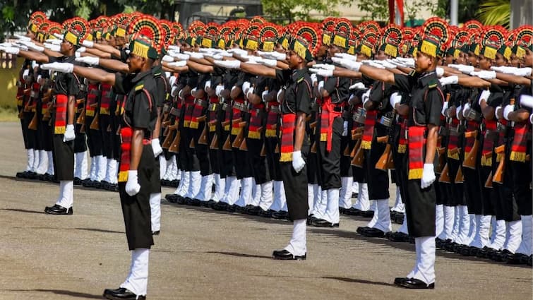 Indian Army job Agniveer Recruitment 2024 registration start from 8 february to 21 march 2024 marathi news Agniveer Recruitment 2024 : लवकरच अग्निवीर भरतीसाठी नोंदणीला सुरू, अर्ज कुठे आणि कसा कराल?
