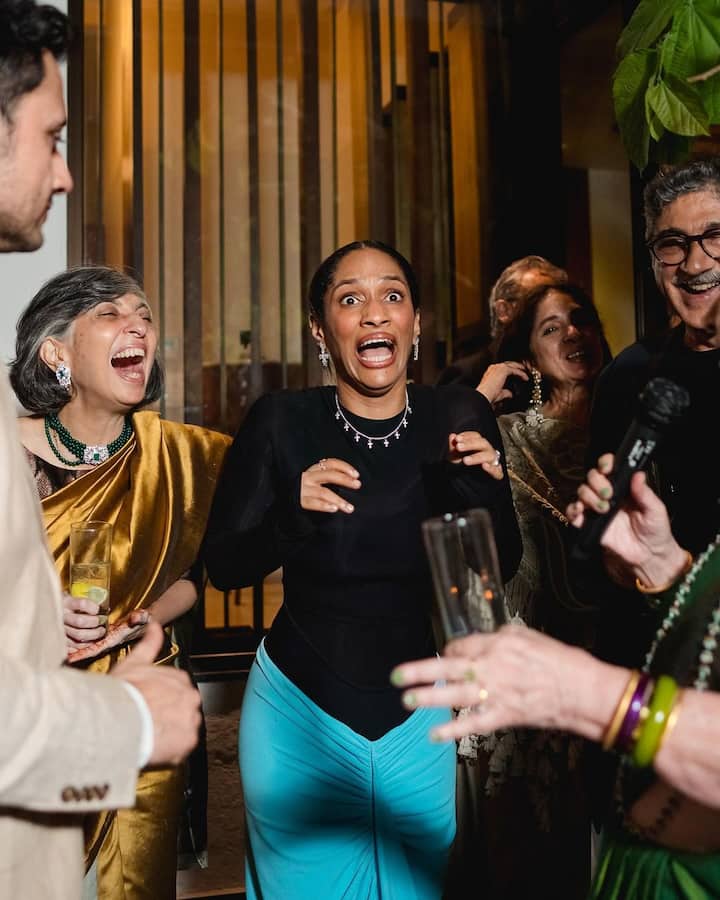 इस ग्रैंड पार्टी की तस्वीरें अब मसाबा गुप्ता ने अपने इंस्टाग्राम अकाउंट पर शेयर की हैं. जो तेजी से वायरल हो रही हैं.