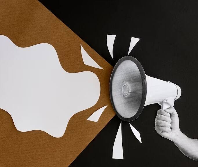 અરજી કરવાની પાત્રતા અને વય મર્યાદા પોસ્ટ પ્રમાણે બદલાય છે. દરેક પોસ્ટ વિશે વિગતવાર માહિતી મેળવવા માટે સત્તાવાર વેબસાઇટ પર આપવામાં આવેલી નોટિસને ચેક કરો.