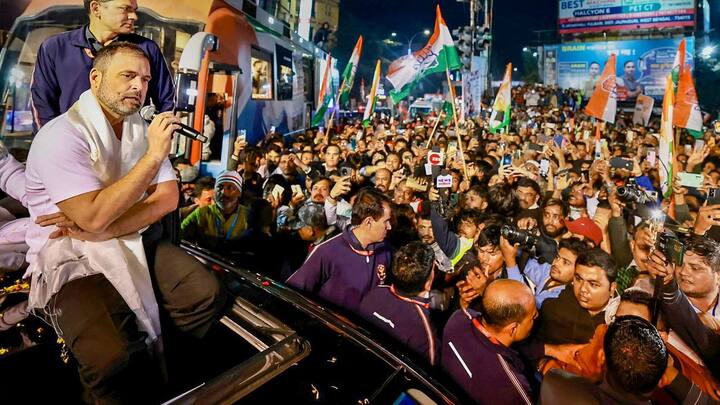 রাহুলের এই বক্তব্যের সঙ্গে অবশ্য কিছুটা হলেও মতের মিল রেখেছে তৃণমূল। সাংসদ শান্তনু সেন বলেন, 'একথা তো সত্য়ি বাংলা দেশকে পথ দেখায়। বাংলার মুখ্য়মন্ত্রী সবাইকে একজায়গায় এনে বিজেপি বিরোধী জোটের ডাক দেন। INDIA নাম দেন। তাঁরা আঞ্চলিক দলকে গুরুত্ব দেয়নি। বিজেপির তল্পিবাহকতা করেছেন। মমতার বিরুদ্ধে বারংবার বিষোদগার করেছে। তখন সেটাকে তিনি প্রশ্রয় দিয়েছেন। মমতা যখন বঞ্চনা নিয়ে লড়ছে, রাহুল চুপ থেকেছেন।'