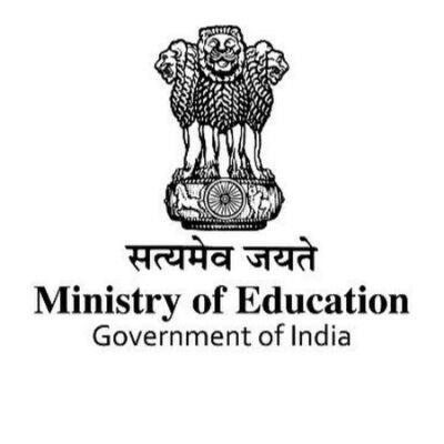 Reservation of Seats in Higher Education Institutions - Union Education Ministry Rejects UGC Notification Higher Education Reservation: உயர் கல்வி நிறுவனங்களில் இட ஒதுக்கீட்டில் SC, STக்கான வாய்ப்பு ரத்தா? - மத்திய கல்வி அமைச்சகம் விளக்கம்