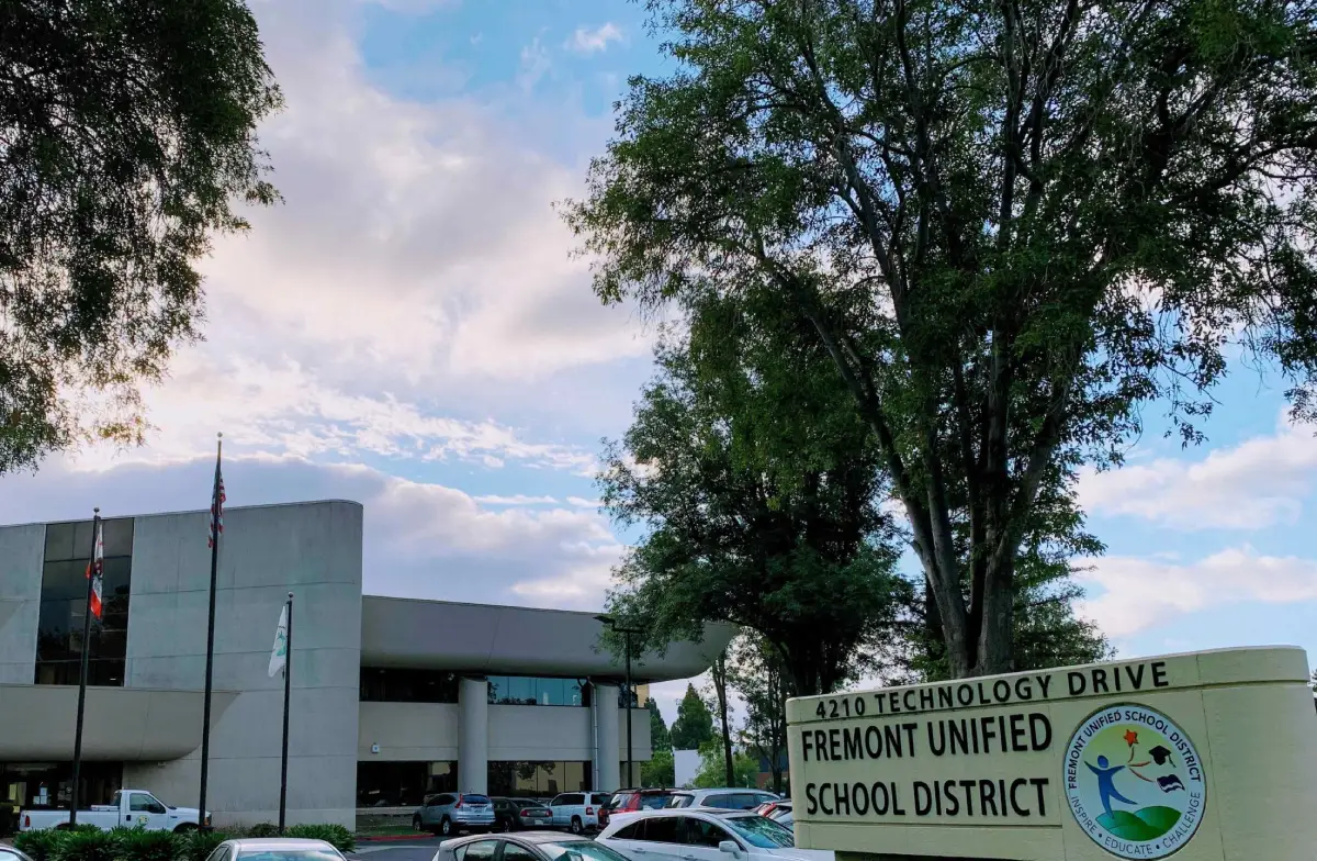 California School: ਵਿਦੇਸ਼ਾਂ 'ਚ ਹਿੰਦੀ ਭਾਸ਼ਾ ਦਾ ਰੁਤਬਾ, ਹੁਣ ਕੈਲਫੋਰਨੀਆ ਦੇ ਸਕੂਲਾਂ 'ਚ ਵਿਦਿਆਰਥੀਆਂ ਨੂੰ ਪੜ੍ਹਾਈ ਜਾਵੇਗੀ ਹਿੰਦੀ