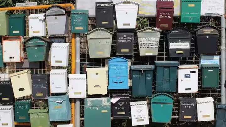 এছাড়াও ব্যাটারি এবং যে আইটেমগুলি পরিবহণ করা নিষিদ্ধ।