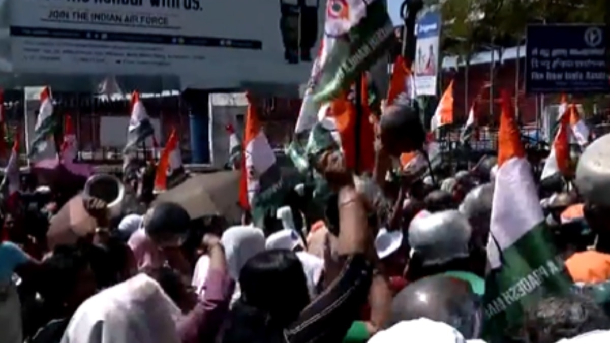 Congress Mahila Workers Protest Against Kerala Government In  Thiruvananthapuram video