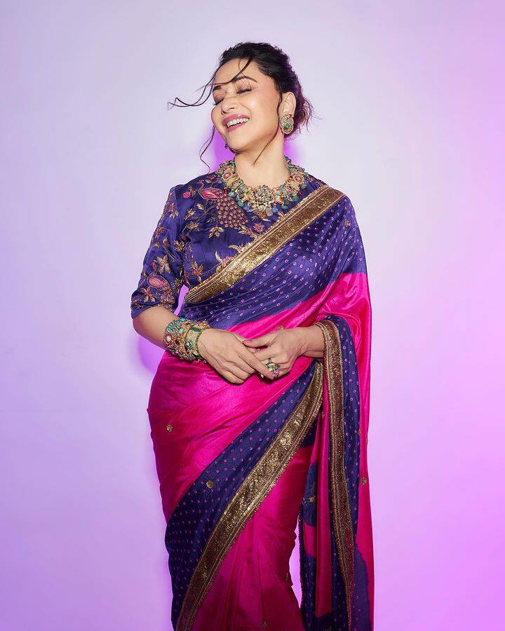 काही महिन्यांपूर्वी माधुरीची  द फेम गेम ही वेब सीरिज झाली. आता माधुरीचा 'पंचक' हा चित्रपट रिलीज झाला आहे.(pc: madhuridixitnene/ig)