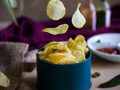 Potato Chips Recipe : இப்படி உருளைக்கிழங்கு சிப்ஸ் செய்து பாருங்கள்..அப்புறம் கடையில் வாங்கவே மாட்டீங்க!