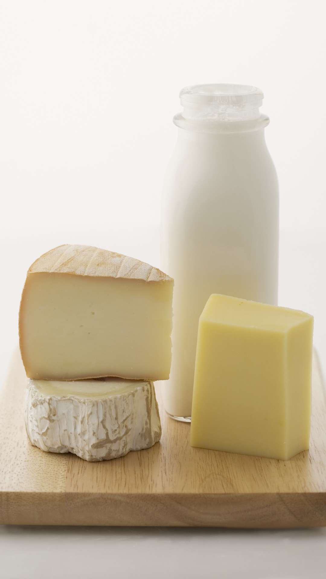 Can People With Lactose Intolerance Enjoy Cheese? Hear It From Experts