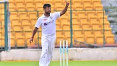 कौन हैं सौरव कुमार? क्रिकेट के लिए छोड़ी सरकारी नौकरी, बिना IPL खेले टीम इंडिया में मिल गई एंट्री