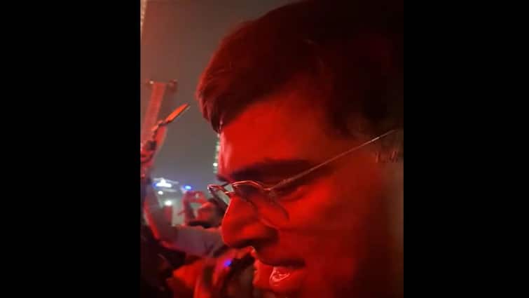 Viswanathan Anand Video Sings Along Sting Concert Mumbai Viral Video Social Media Viswanathan Anand Sings Along At Sting's Concert In Mumbai, Viral Video Takes Internet By Storm