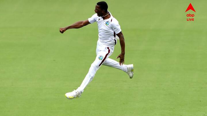 West Indies: ক্যারিবিয়ানদের জয়ের নায়ক গায়ানার ২৪ বছরের এক ফাস্টবোলার। শামার জোসেফ। ৬৮ রানে ৭ উইকেট নিলেন ডান হাতি পেসার।