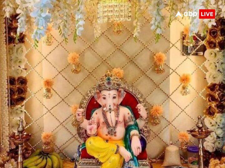 इस व्रत को रात में चंद्र दर्शन के बाद खोला जाता है. आज मुहूर्त के अनुसार सकट चौथ के व्रत के दिन रात में चंद्र निकलने समय 8.52 मिनट पर चंद्रोदय हो सकता है. वहीं हर शहर में चांद अलग-अलग समय या इसके आस-पास निकल सकता है.