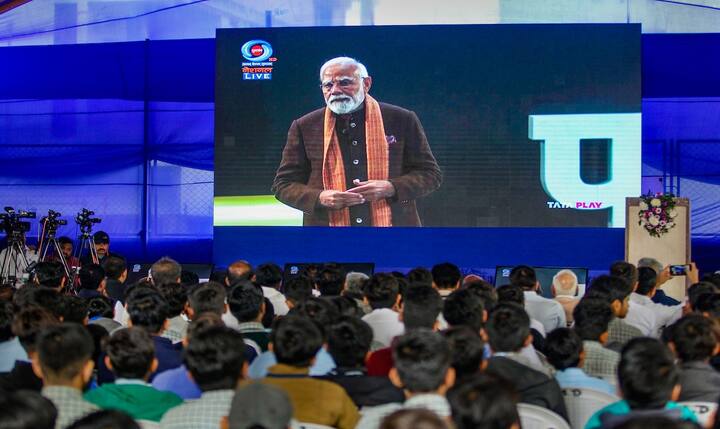 Around 2,050 students were selected to attend the Pariksha Pe Charcha 2024 event. The students were selected through an online MCQ competition organized online on the MyGov platform on December 11, and 12, 2024. (Image Source: PTI)