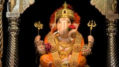 महिलाओं ने रखा गणेश संकष्टी चतुर्थी का व्रत, वाराणसी प्राचीन गणेश मंदिर में जुटी भक्तों की भीड़