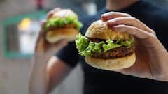 Junk Food  Disadvantages : तुम्हीही रोज जंक फुड खाताय? मग हे जाणून घ्या