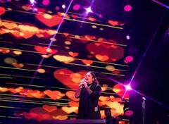 Parineeti Chopra Pics: મુંબઇમાં પરિણીતી ચોપરાએ પ્રથમવાર કર્યું લાઇવ સિંગિંગ પરફોર્મન્સ, તસવીરો શેર કરી લખી ઇમોશનલ નોટ