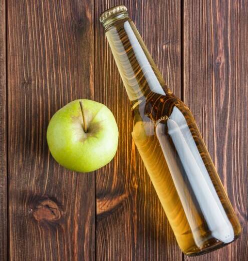 ਨਿਊਟ੍ਰੀਸ਼ਨਿਸਟ ਡਾ: ਰੋਹਿਣੀ ਪਾਟਿਲ ਦੇ ਅਨੁਸਾਰ, ਐਪਲ ਸਾਈਡਰ ਵਿਨੇਗਰ ਪੀਣ ਦਾ ਸਭ ਤੋਂ ਵਧੀਆ ਸਮਾਂ ਖਾਲੀ ਪੇਟ ਹੈ। ਜੇਕਰ ਤੁਸੀਂ ਰੋਜ਼ਾਨਾ ਐਪਲ ਸਾਈਡਰ ਵਿਨੇਗਰ ਪੀਂਦੇ ਹੋ, ਤਾਂ ਪਹਿਲਾਂ ਇਸਨੂੰ ਖਾਲੀ ਪੇਟ ਪੀਓ ਅਤੇ ਫਿਰ ਆਪਣਾ ਸਿਹਤਮੰਦ ਨਾਸ਼ਤਾ ਕਰੋ। ਐਪਲ ਸਾਈਡਰ ਵਿਨੇਗਰ ਪੀਣ ਤੋਂ ਬਾਅਦ ਹਲਦੀ ਨੂੰ ਆਪਣੀ ਡਾਈਟ 'ਚ ਸ਼ਾਮਲ ਕਰੋ। ਕਿਉਂਕਿ ਹਲਦੀ 'ਚ ਐਂਟੀ-ਇਨ ਹੁੰਦਾ ਹੈ, ਜੋ ਪੇਟ ਅਤੇ ਅੰਤੜੀਆਂ ਨੂੰ ਸਾਰੇ ਐਂਟੀਸੈਪਟਿਕ ਲਾਭ ਪ੍ਰਦਾਨ ਕਰਦਾ ਹੈ।