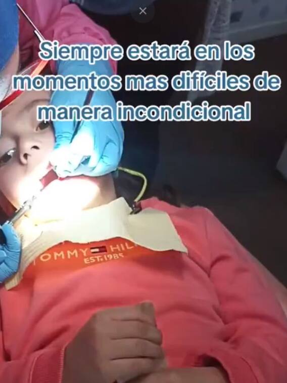 डेंटिस्ट के पास पहुंचा बच्चा, कुत्ते ने दिया ऐसे साथ