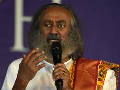 డ్రగ్స్‌ వద్దని యువత చెప్పాలి.. ప్రతిజ్ఞ చేయించిన రవి శంకర్‌