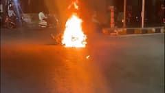 राजस्थान: रात को नौकरी से घर जा रहे युवक पर चाकू से हमला, भीड़ ने की आरोपियों की धुनाई, स्कूटी भी जलाई