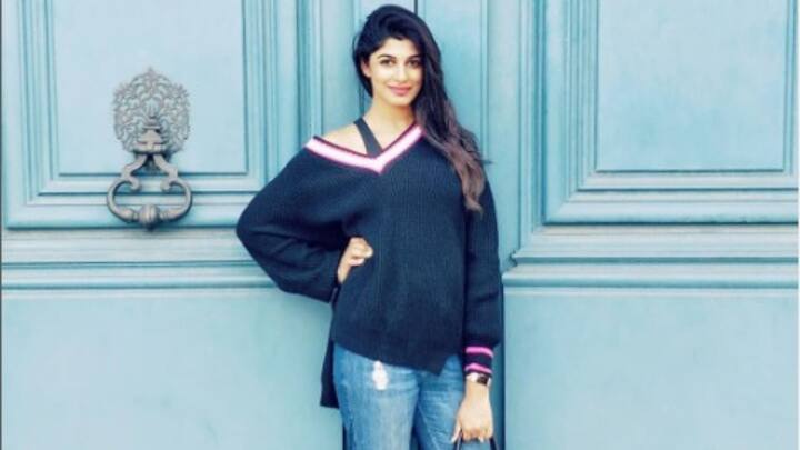 রোহন বোপান্না টেনিস ডেভলভমেন্স ফাউন্ডেশনের সঙ্গেও জড়িয়ে সুপ্রিয়া। তিনি এই ফাউন্ডেশনের ডিরেক্টরও।