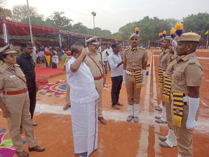 ஆளுநர் ரவி பாஜகவின் ஊதுகோலாக செயல்படுகிறார் - அமைச்சர் ரகுபதி விமர்சனம்