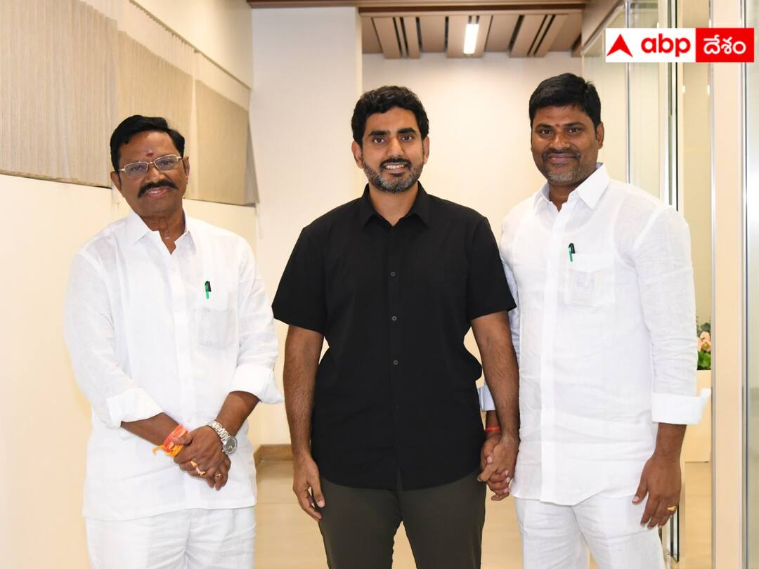 MLA Koneti Adimulam: నారా లోకేష్తో సత్యవేడు వైసీపీ ఎమ్మెల్యే భేటీ - జగన్ ఎంపీ టిక్కెట్ ఇచ్చినా టీడీపీ వైపు మొగ్గు ! Satyavedu YSRCP MLA Koneti Adimulam met with Nara Lokesh MLA Koneti Adimulam: నారా లోకేష్తో సత్యవేడు వైసీపీ ఎమ్మెల్యే భేటీ - జగన్ ఎంపీ టిక్కెట్ ఇచ్చినా టీడీపీ వైపు మొగ్గు !