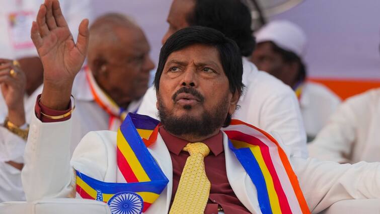 Ramdas Athawale said We are ready to make Mayawati national president by NDA UP Politics: क्या BJP के साथ जाएंगी मायावती? रामदास अठावले के बयान से मिले संकेत