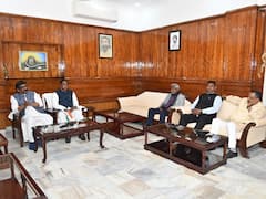 Jharkhand CM Hemant Soren Chairs Meeting With Party MLAs At Ranchi Residence — IN PICS