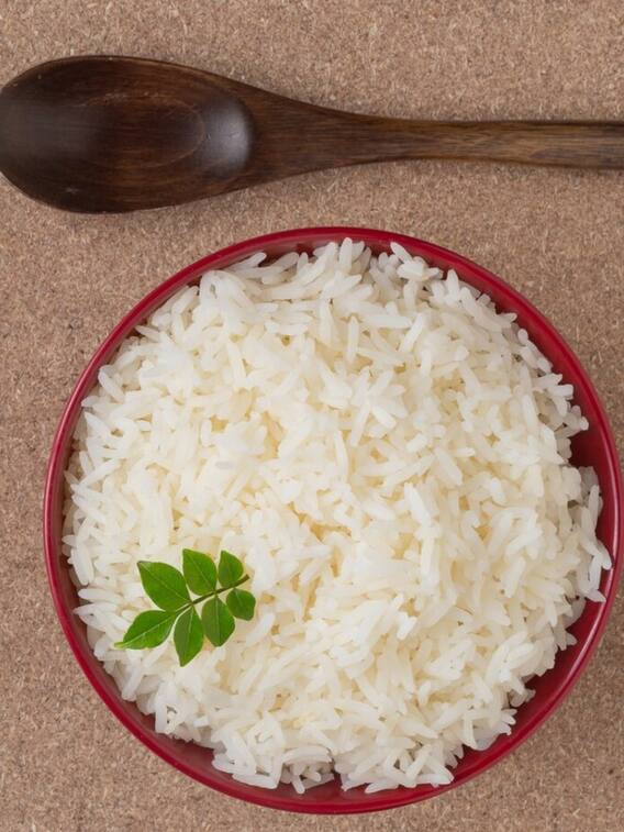 सर्दी के मौसम में रात को चावल खाने के 5 नुकसान