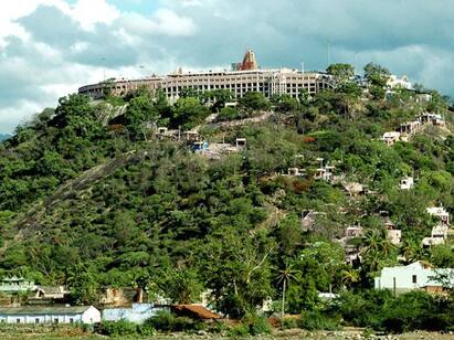non hindu people will not be permitted in palani murugan temple Palani: இந்து அல்லாதவர்களுக்கு பழனி கோயிலில் அனுமதியில்லை - மதுரை உயர்நீதிமன்ற கிளை அதிரடி தீர்ப்பு