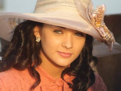 actress amy jackson celebrates her 32nd birthday today Amy Jackson: லண்டனில் இருந்து வந்த துரையரம்மா: கோலிவுட்டில் 14 ஆண்டு பயணம்: எமி ஜாக்ஸன் பிறந்தநாள்!