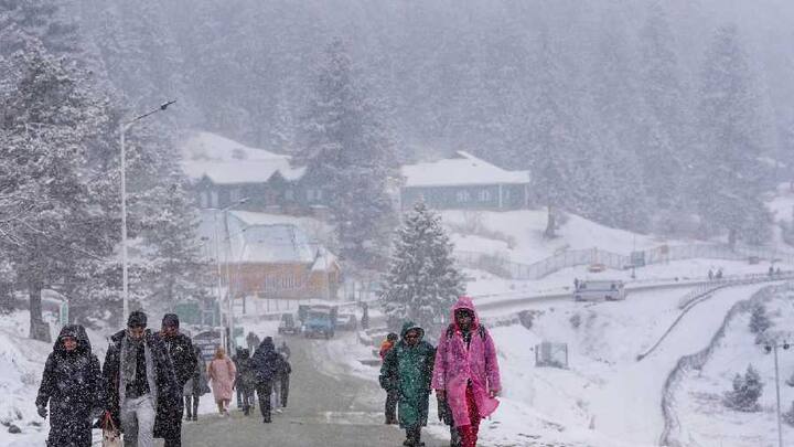 Weather Update :  वेस्टर्न डिस्टबर्न्स सक्रिय; देशाच्या काही भागात पावसाची शक्यता; काश्मीर खोऱ्यात बर्फवृष्टी!