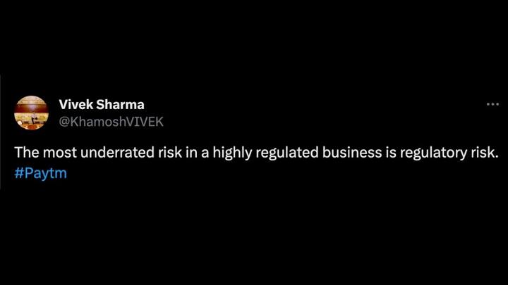 तो वहीं एक यूजर ने ट्वीट करते हुए कहा उच्च विनियमित व्यवसाय में सबसे कम आंका गया जोखिम नियामक जोखिम है. बता दें आरबीआई ने पेटीएम पेमेंट्स बैंक पर अनुपालन मानकों की पालन न करने के लिए बैन किया है.