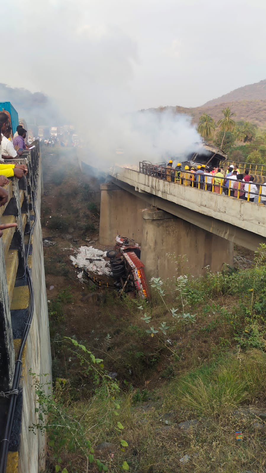 Thoppur Accident: தொப்பூர் விபத்துகள்..... இறந்தவர்களின் உடலை அடையாளம் காண காவல் துறைக்கு ஏற்படும் சிக்கல் - தீர்வு என்ன..?