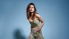 Kriti Sanon : మోడ్రన్ లుక్స్​లో కట్టిపడేస్తున్న పరం సుందరి