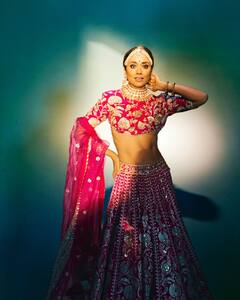 Shriya Saran Photos : వెడ్డింగ్ కలెక్షన్ అంటే ఇలా ఉండాలి