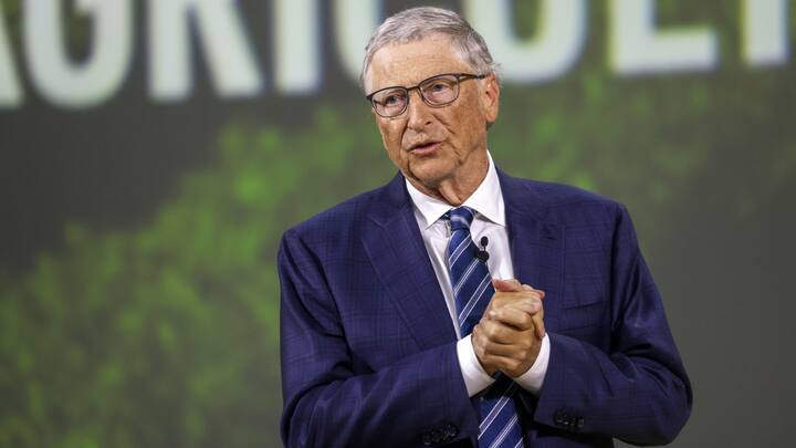Former CEO of Microsoft, Bill Gates, took the fourth spot, and his net worth is $ 145 billion. (Image: Getty)