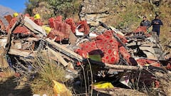 J&K: 7 Killed, Several Injured After Vehicle Falls Into Gorge In Baramulla