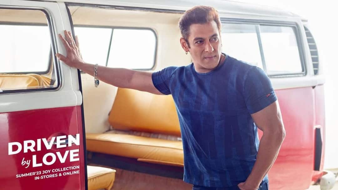 Salman Khan Films Fraud: సల్మాన్ఖాన్ ఫిలిమ్స్ పేరుతో ఫ్రాడ్, ఇలా మీరు మోసపోవద్దంటున్న సల్లు భాయ్ Salman Khan's production house warns against fake casting calls Salman Khan Films Fraud: సల్మాన్ఖాన్ ఫిలిమ్స్ పేరుతో ఫ్రాడ్, ఇలా మీరు మోసపోవద్దంటున్న సల్లు భాయ్