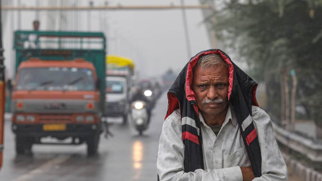 Delhi Rains: दिल्ली-एनसीआर में हल्की बारिश, बढ़ेगी ठंड? Rain started in delhi ncr imd predicated delhi weather update Delhi Rains: दिल्ली-एनसीआर में हल्की बारिश, बढ़ेगी ठंड?