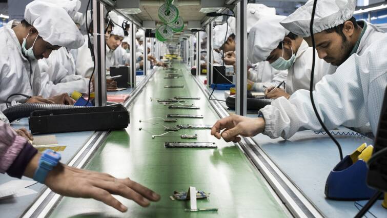 India Reduces Import Duty On Key Parts Used In Smartphone Production By 5%: All You Need To Know India Reduces Import Duty On Key Parts Used In Smartphone Production By 5%: All You Need To Know