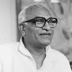 On March 19, 1990, Third Front government came to power with VP Singh as PM. Finance Minister Madhu Dandavate tabled the Union Budget.