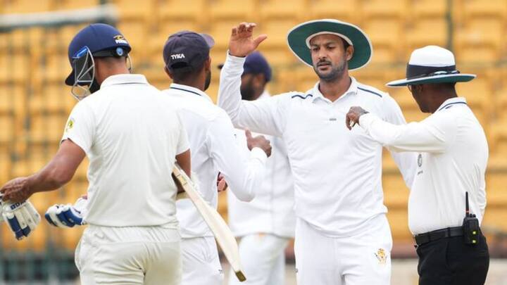 রঞ্জি ট্রফির ম্য়াচে ত্রিপুরার বিরুদ্ধে হাড্ডাহাড্ডি লড়াইয়ের পর ২৯ রানের ব্যবধানে দুরন্ত জয় পায় ময়ঙ্ক আগরওয়ালের নেতৃত্বাধীন কর্ণাটক দল।